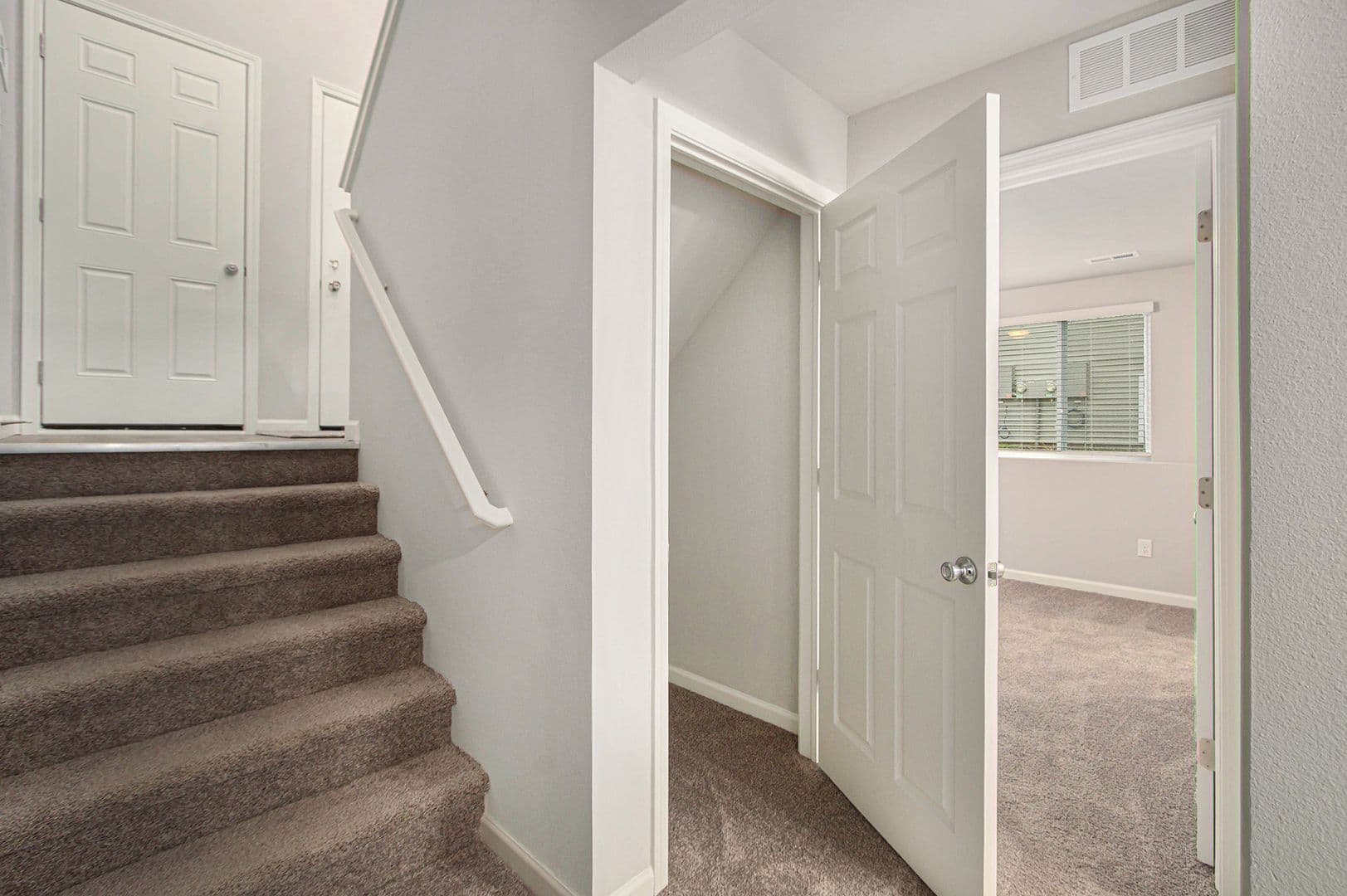 Allendale House: 5378 Eric Street