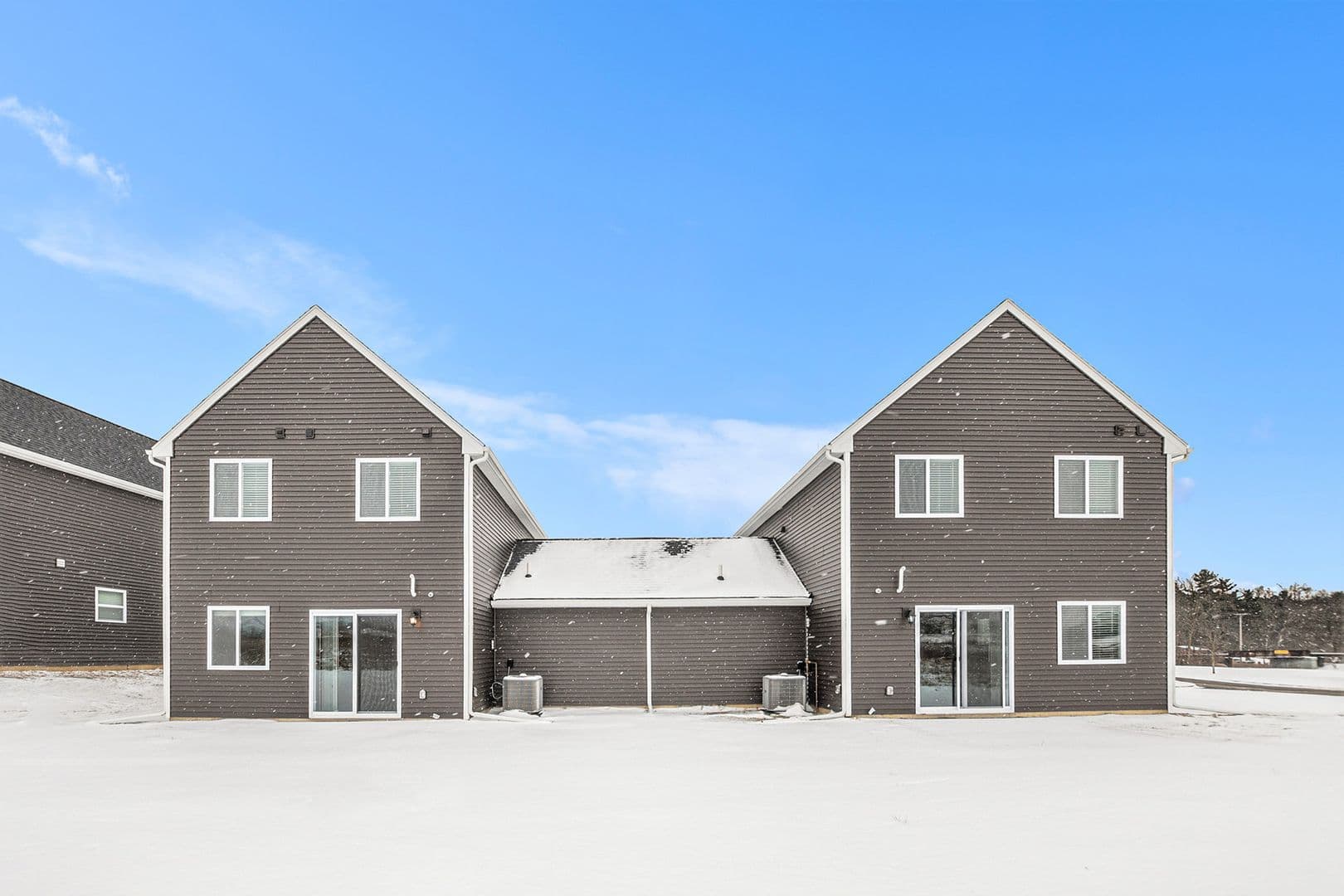 Lansing House: 6132 Tigris Avenue