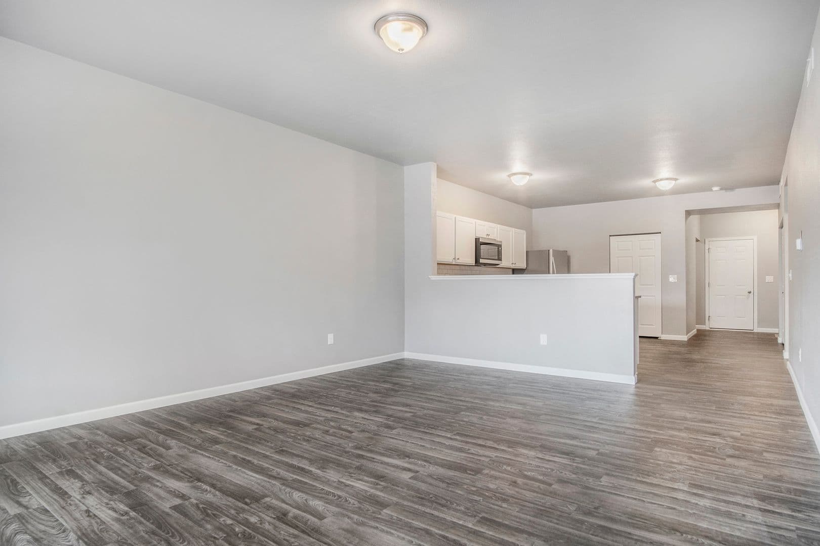 Grand Haven House: 15921 Cedar Drive
