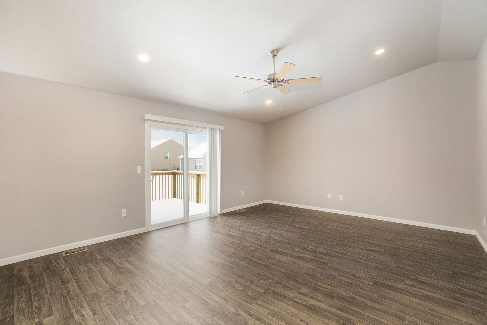 Watervliet House: 3927 Sumner Drive