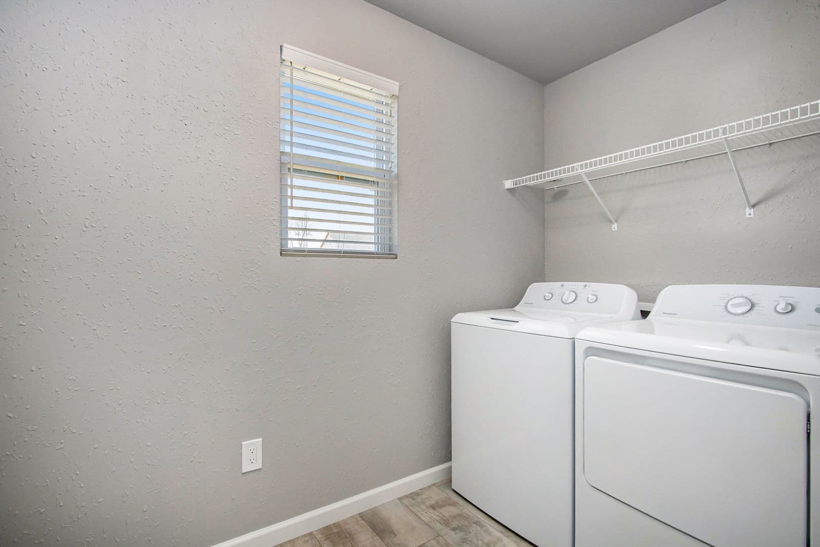 South Bend House: 6841 Jacktown Drive