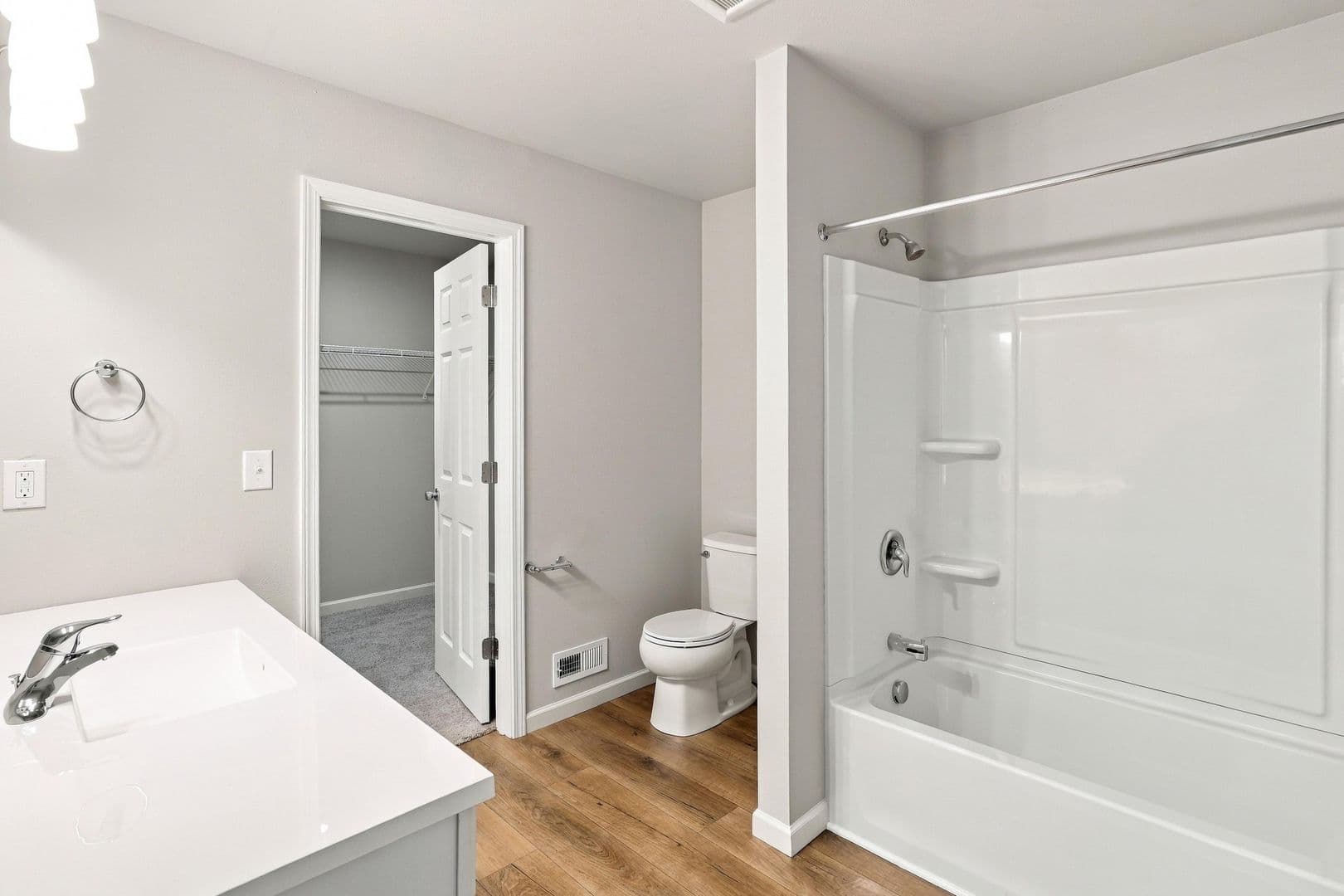 Portage House: 7524 Lovers Lane