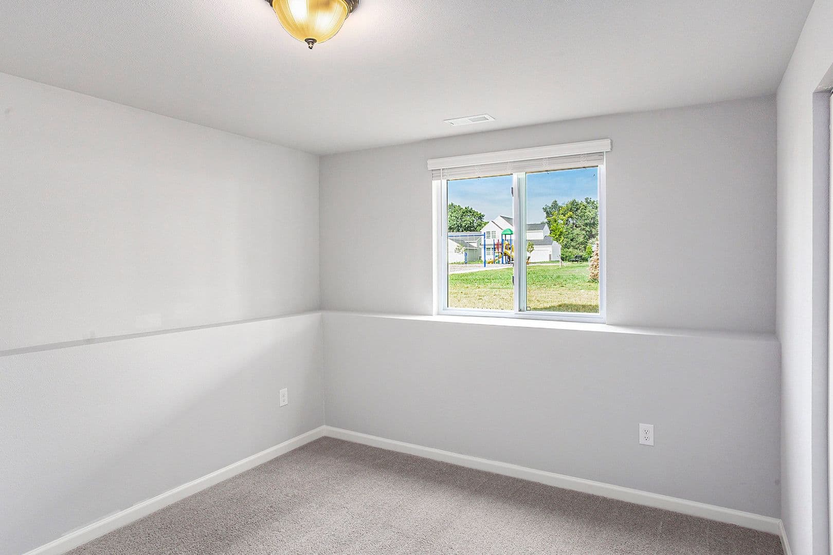 Watervliet House: 485 River Oak Drive