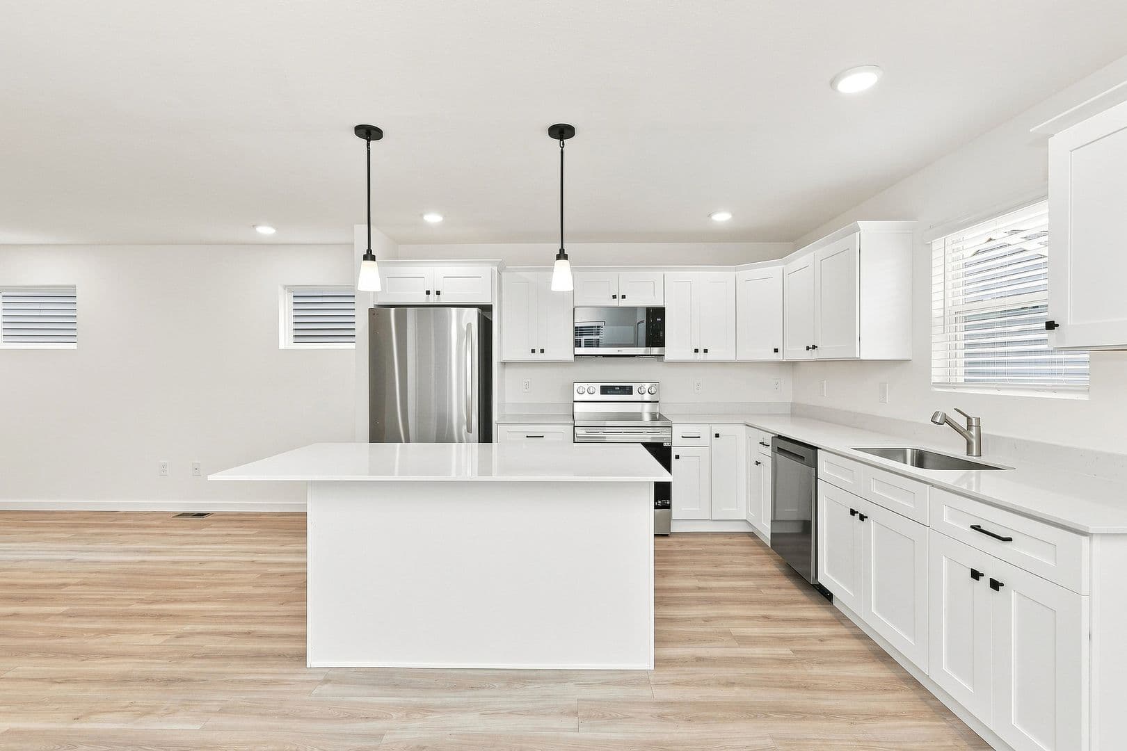 Lansing House: 6130 Aurelius Road