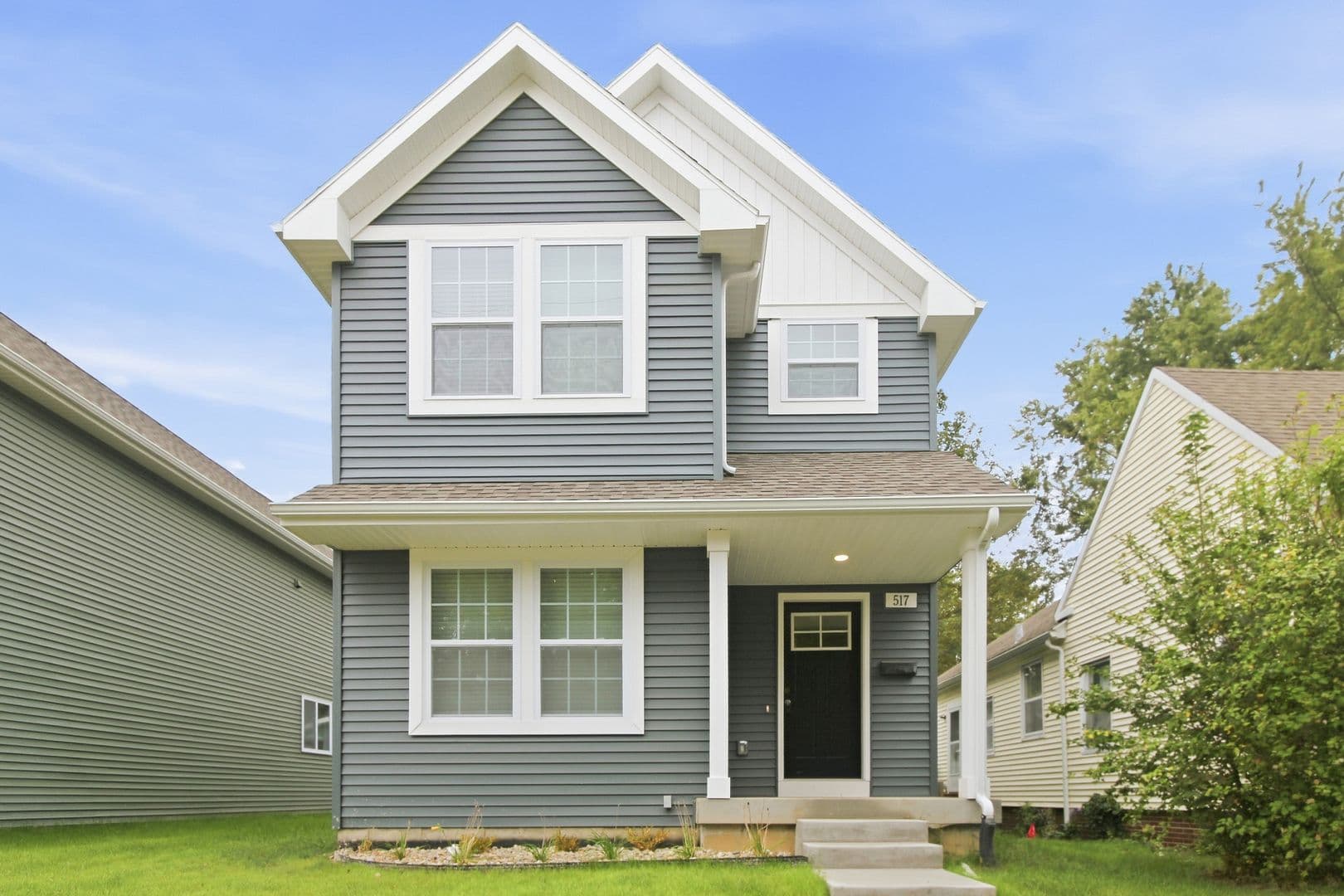 South Bend House: 517 Leland Avenue