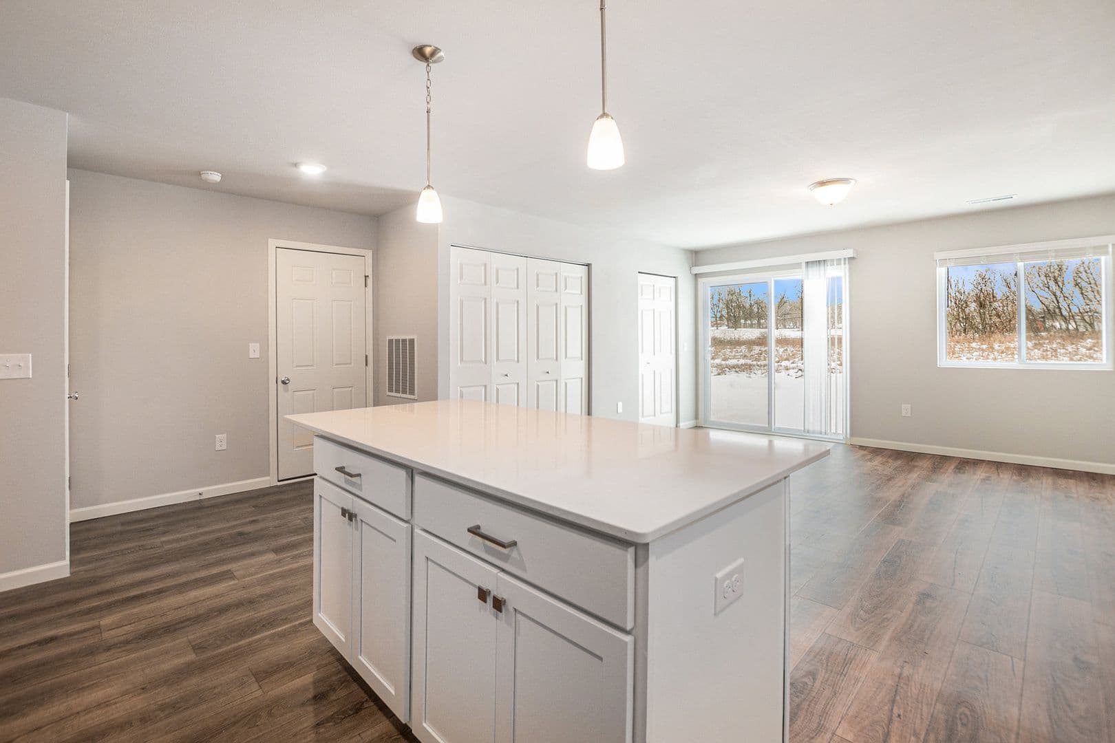 Lansing House: 6128 Tigris Avenue