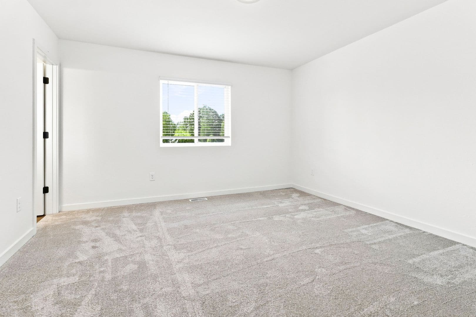Jackson House: 204 S Elm Avenue