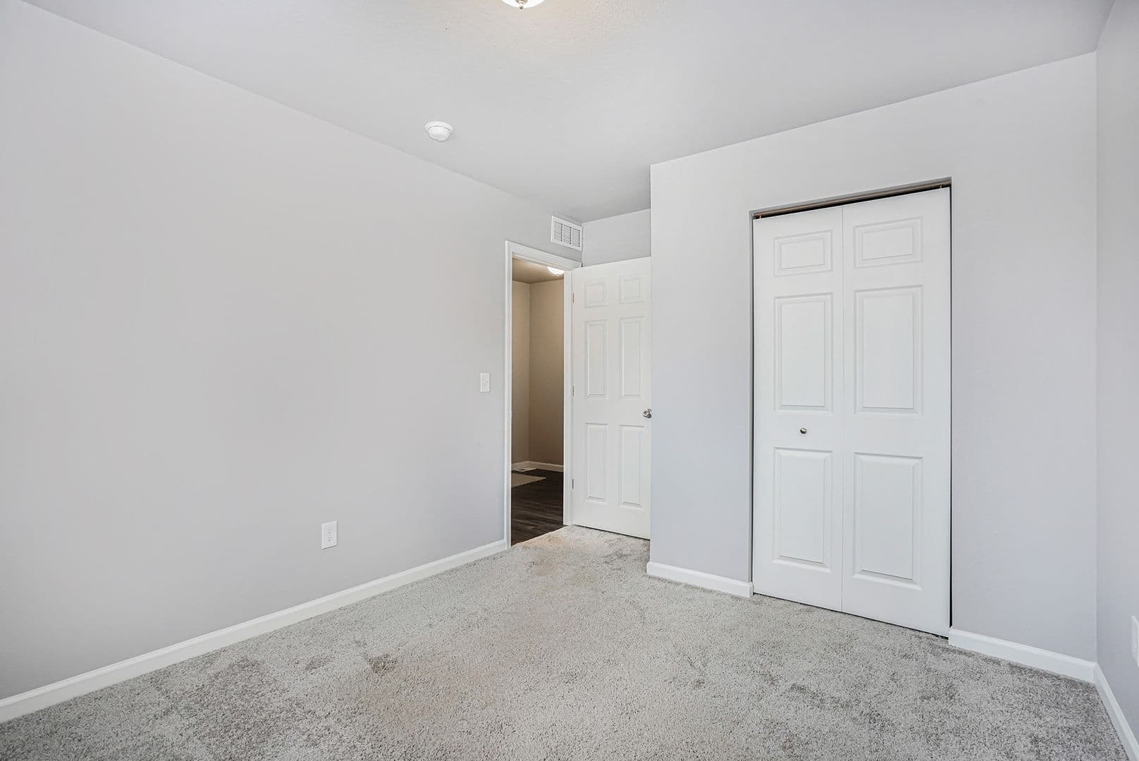 Wyoming House: 5397 Eagle Glen Avenue SW