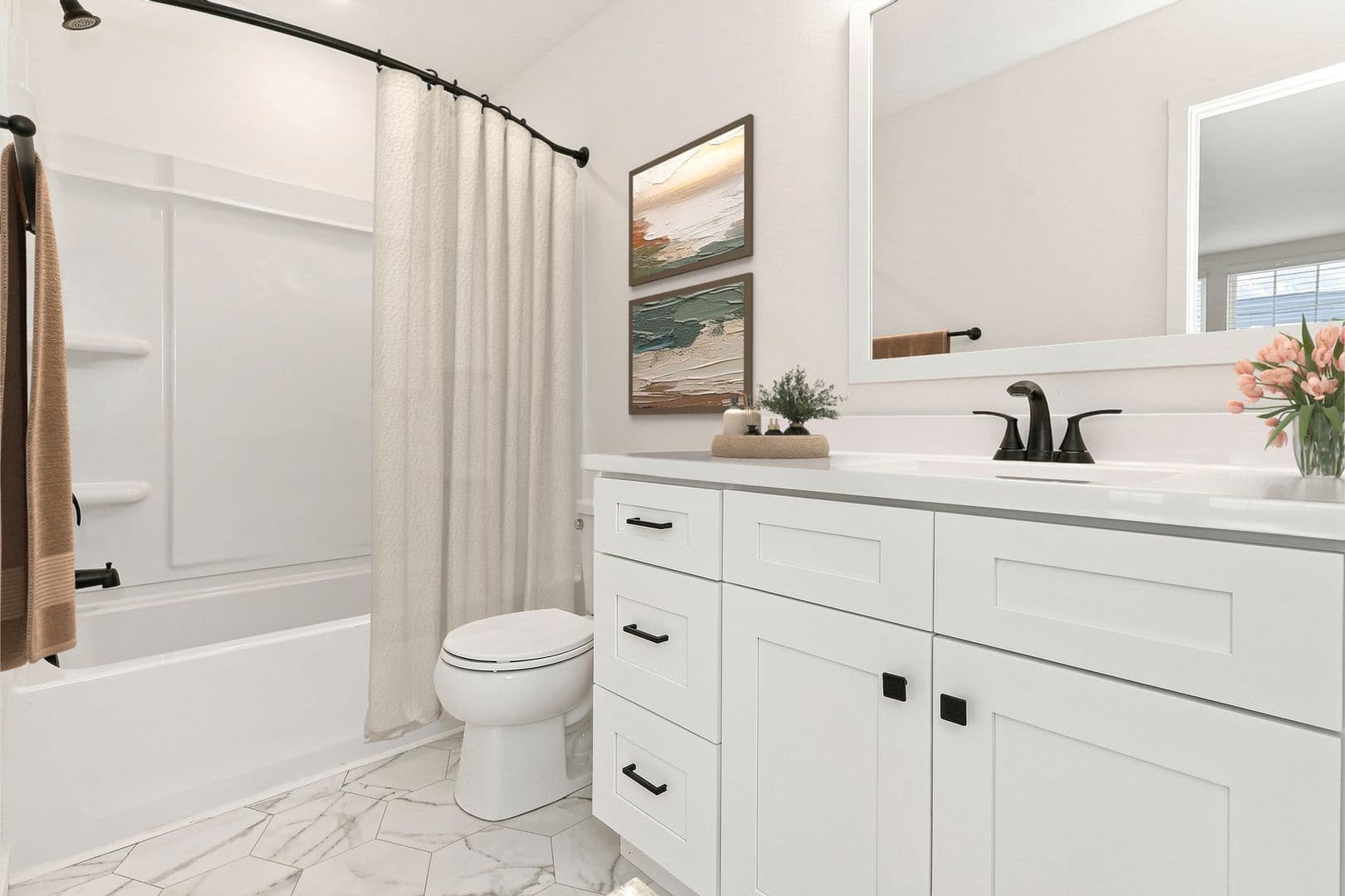 Lansing House: 6130 Aurelius Road