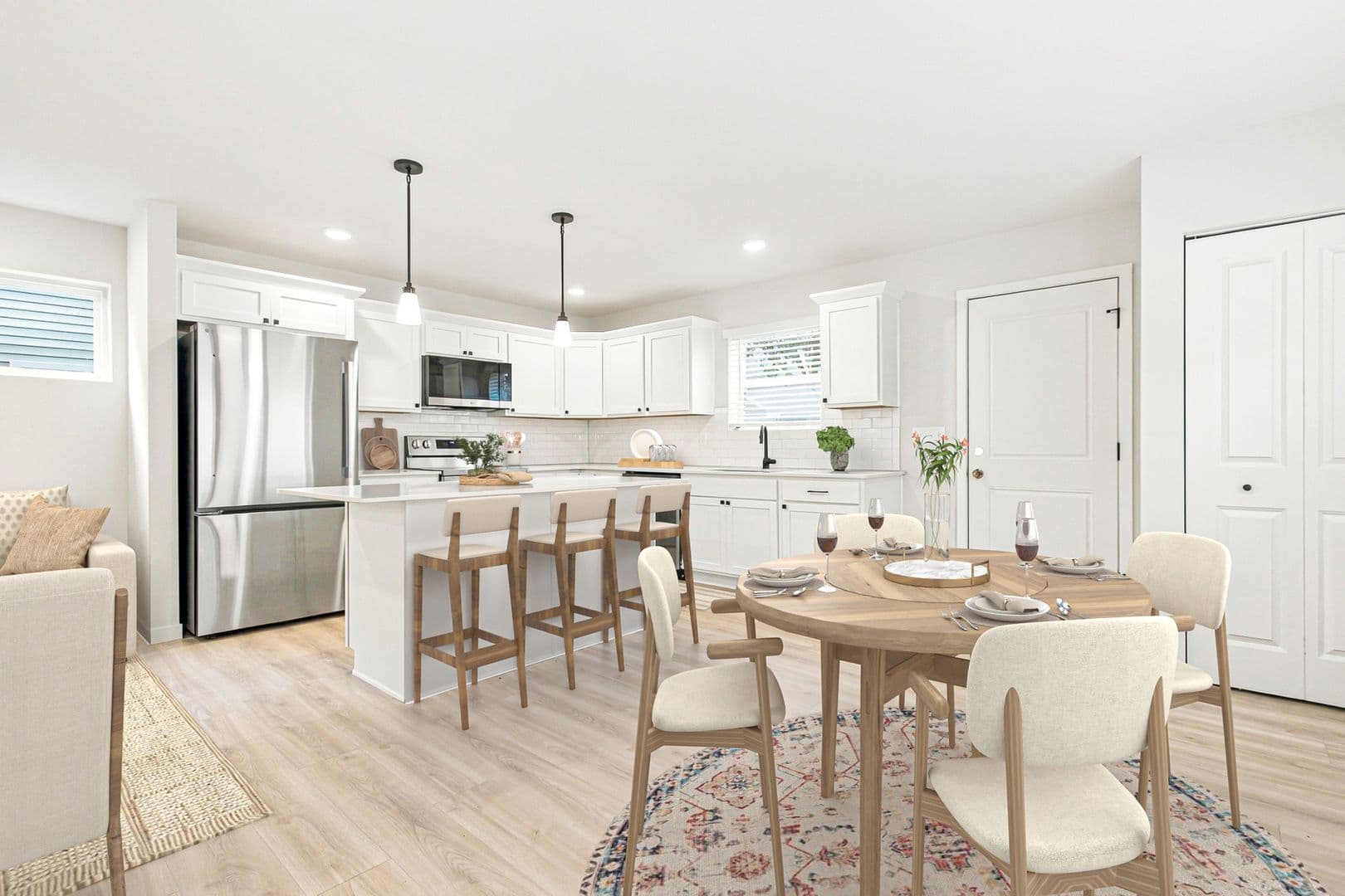 South Bend House: 517 Leland Avenue