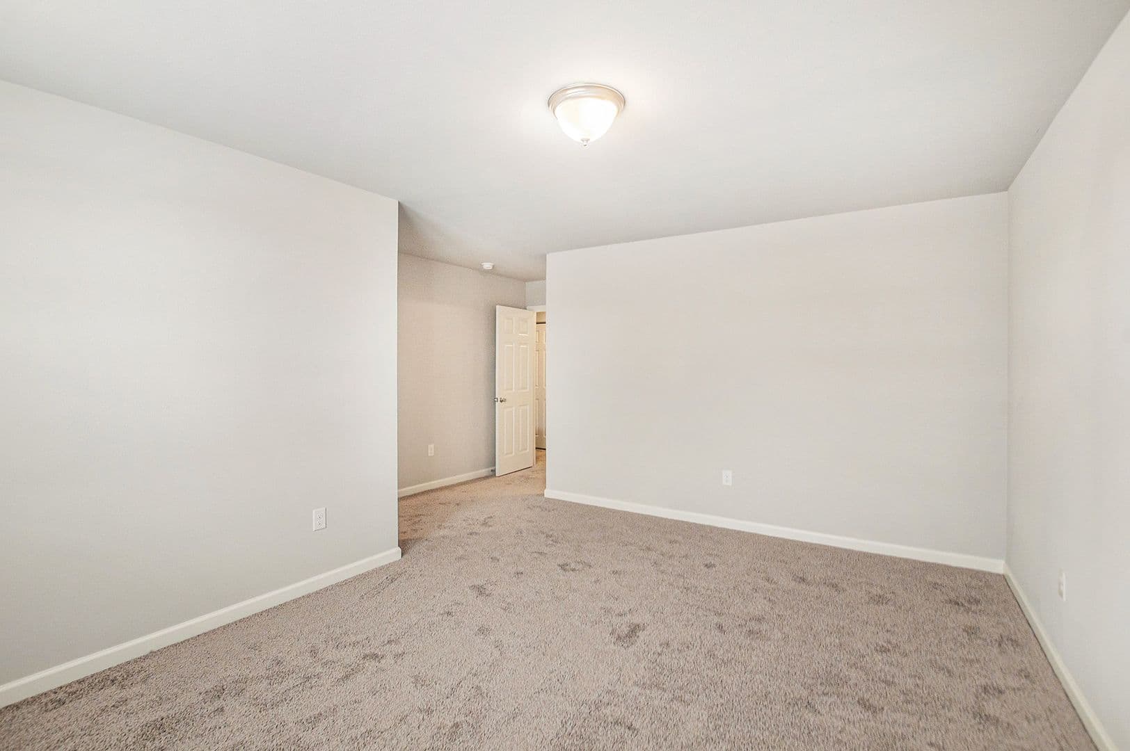 Lansing House: 6132 Tigris Avenue