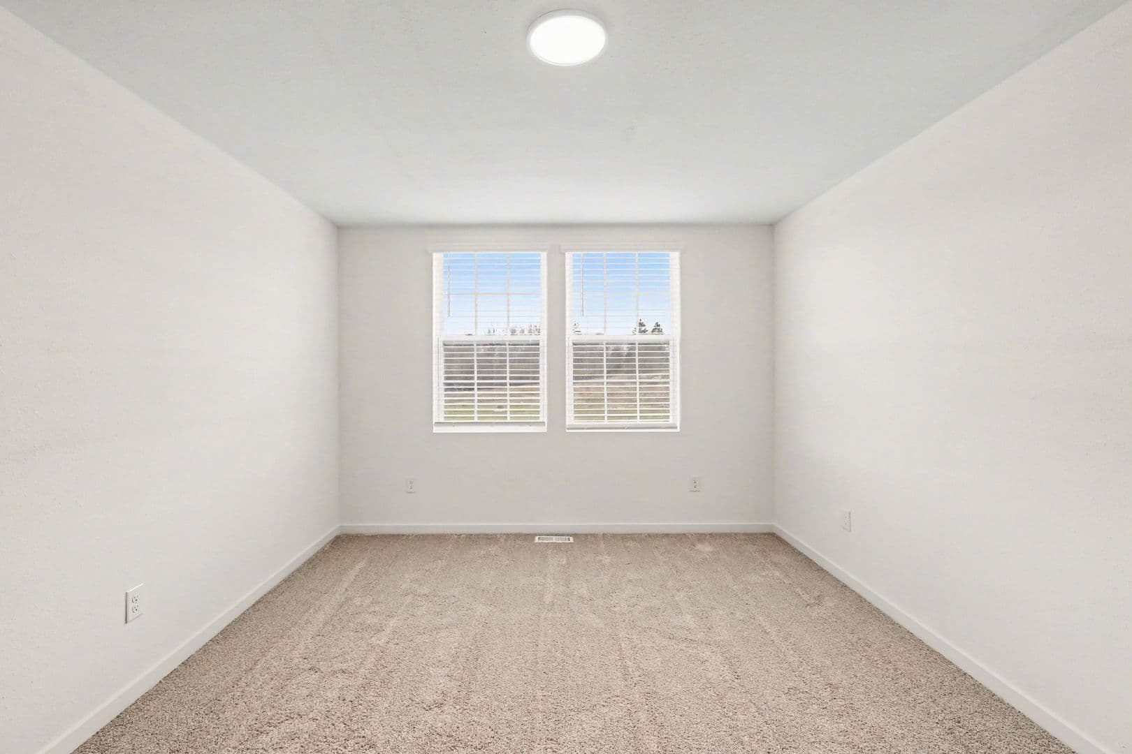 Lansing House: 6119 Tigris Avenue