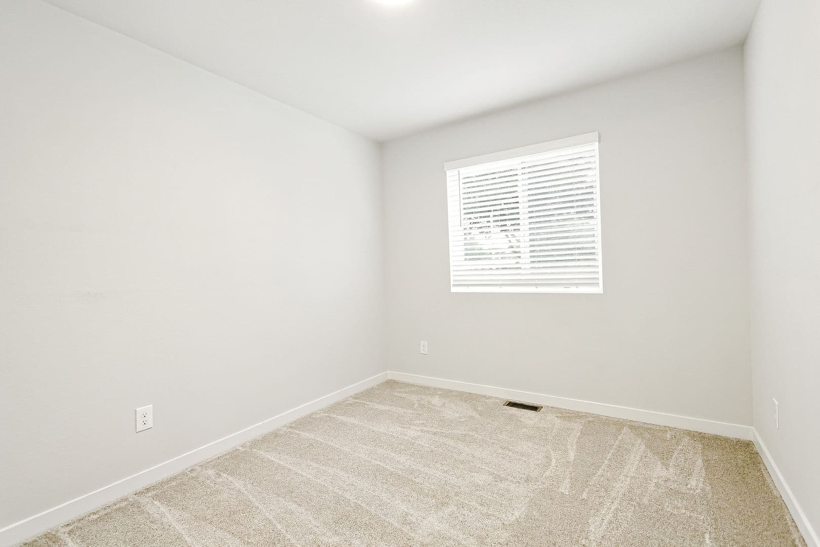 South Bend House: 515 Leland Avenue