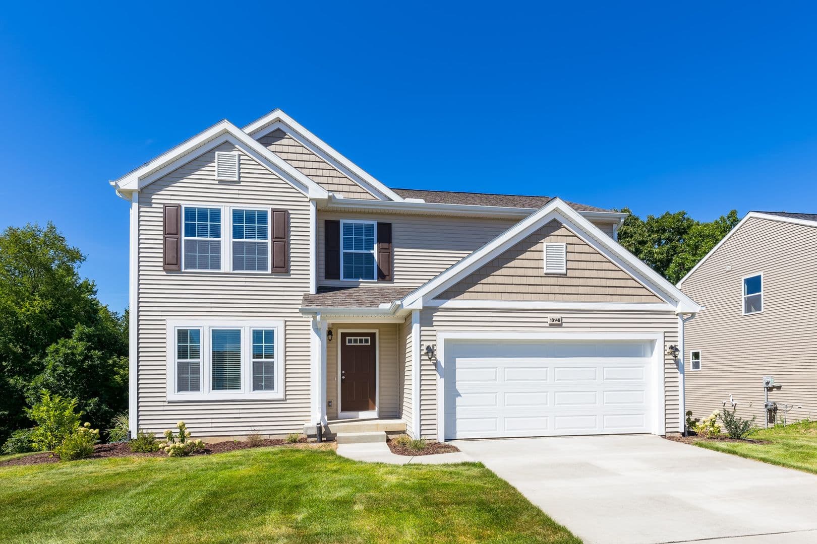 Bristol House: 54142 Angeline Drive