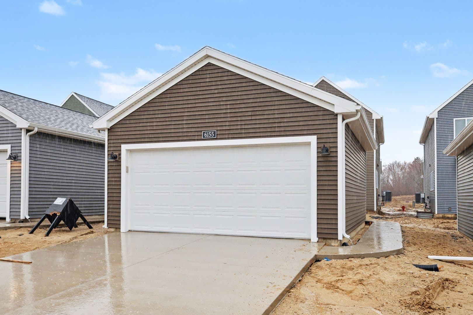 Portage House: 1918 Kingfisher Circle