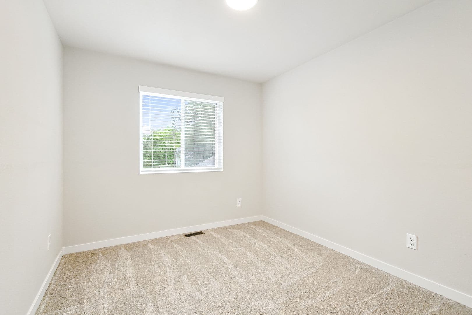 Lansing House: 6123 Tigris Avenue