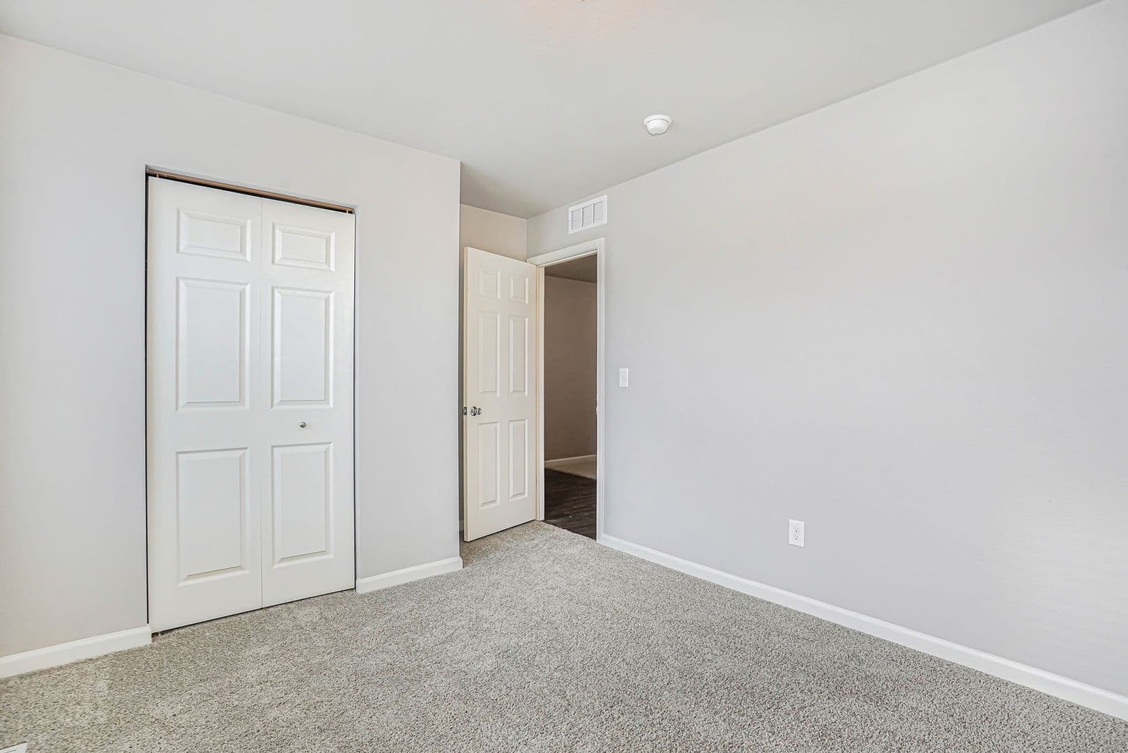 Wyoming House: 5397 Eagle Glen Avenue SW