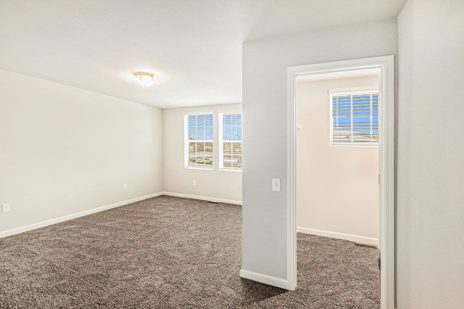 Lansing House: 6128 Tigris Avenue