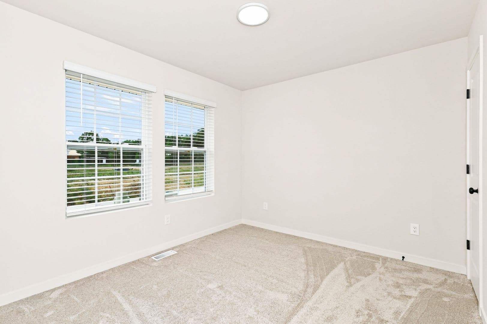 Lansing House: 6131 Tigris Avenue