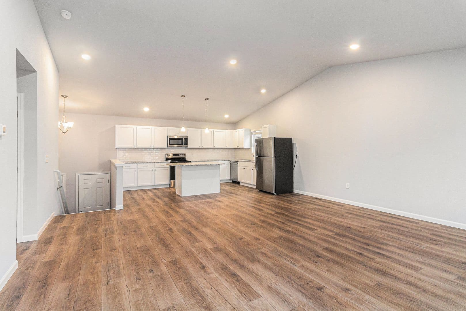Corunna House: 670 Woodvalley Drive