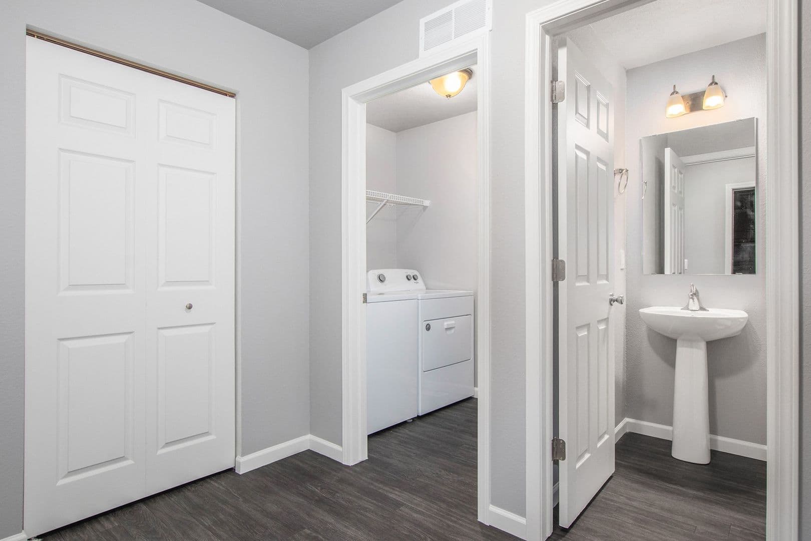 Springfield House: 505 Avalon Court