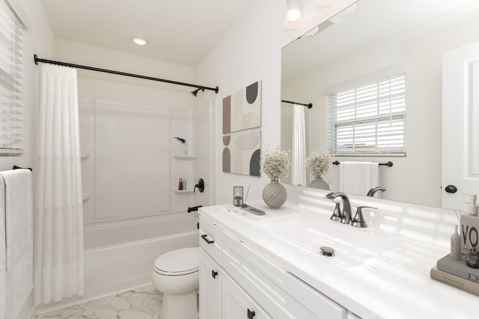 Clio House: 3139 Fox Run Court