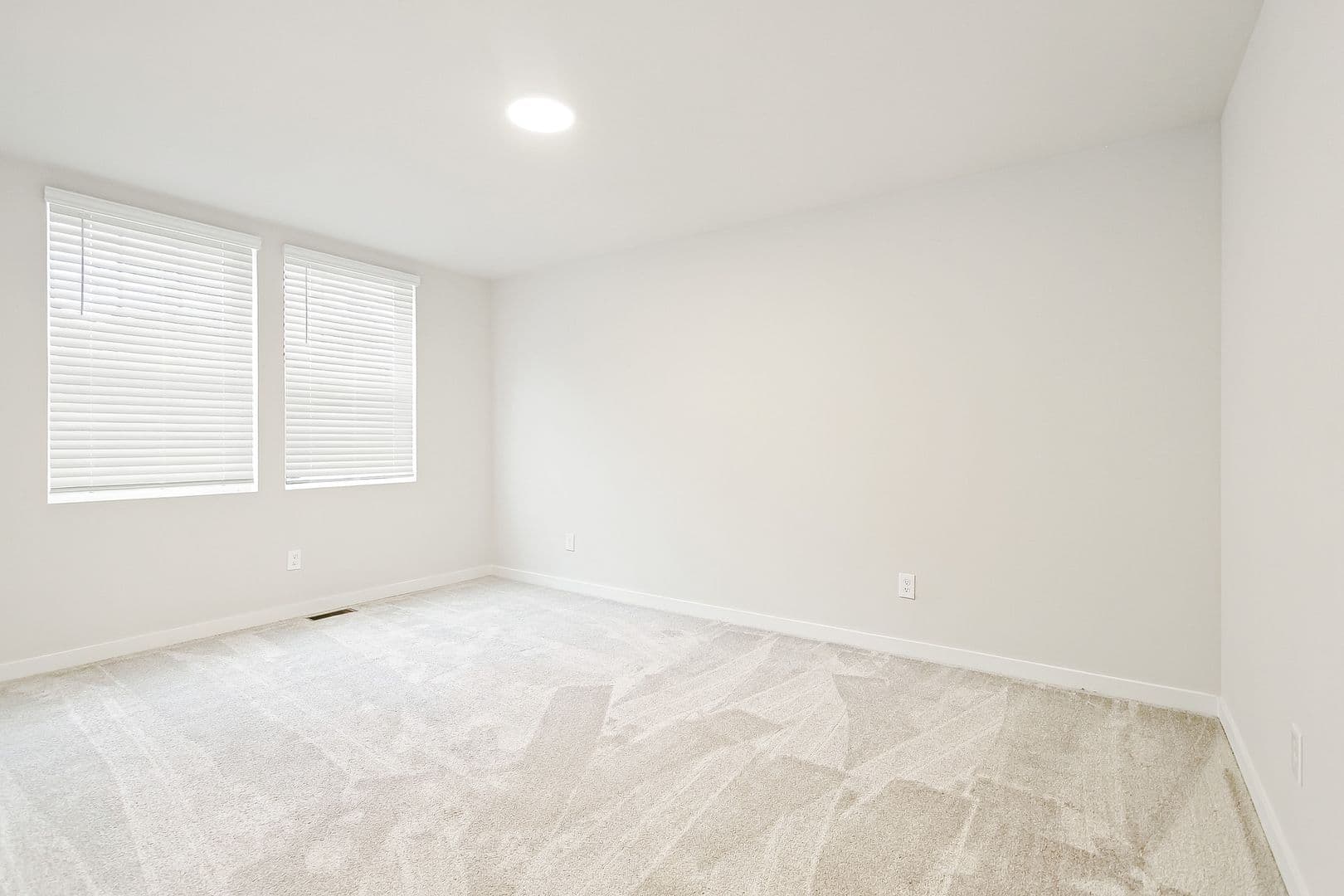 Lansing House: 6123 Tigris Avenue