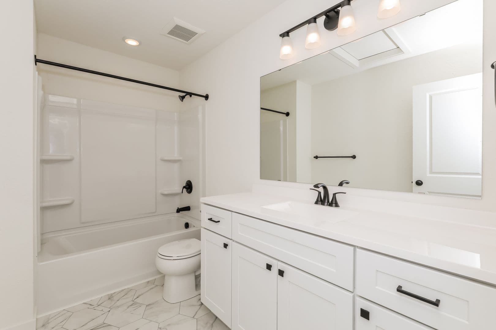 Clio House: 3139 Fox Run Court
