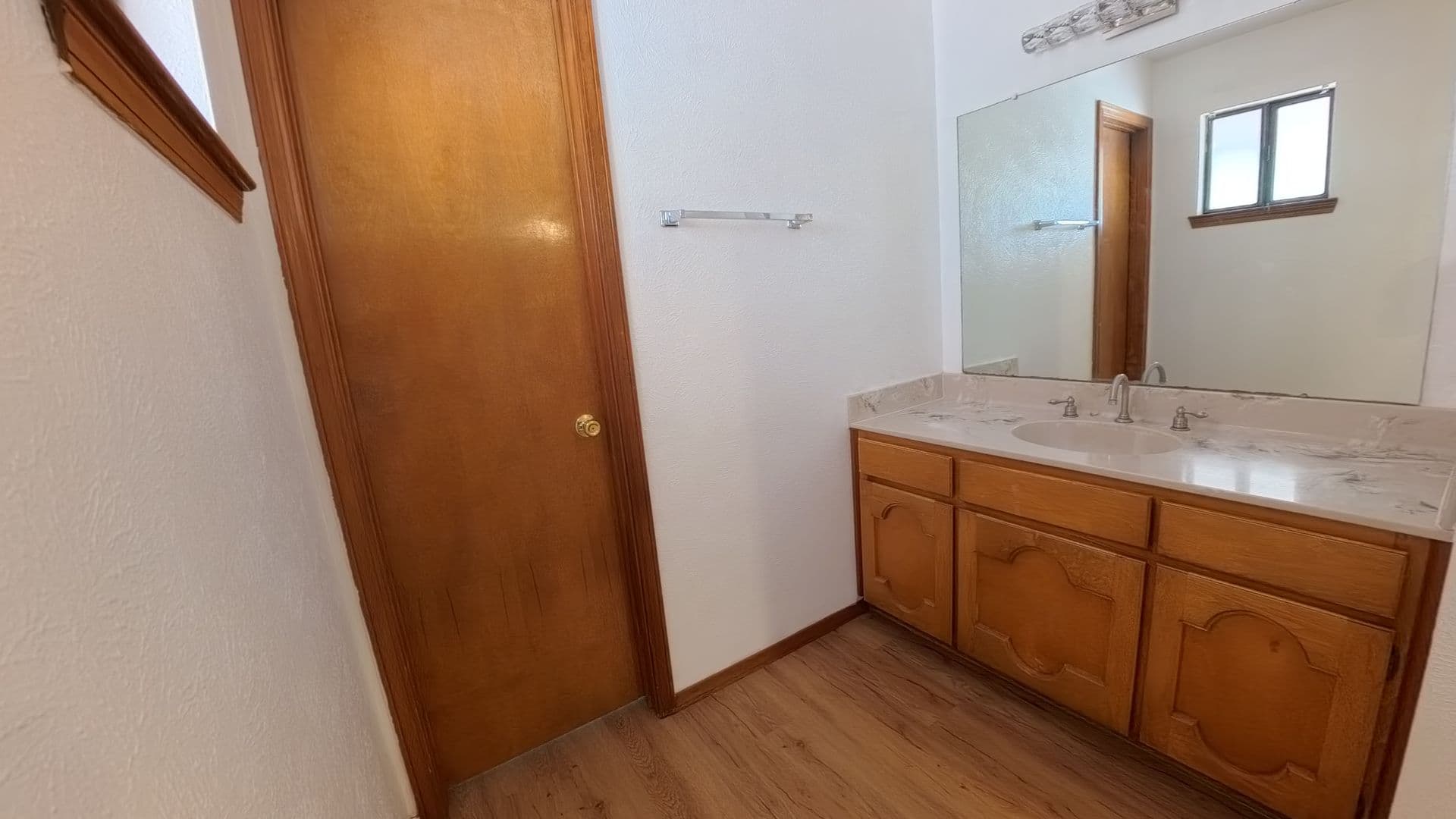 Albuquerque House: 8620 Liberty Dr NE