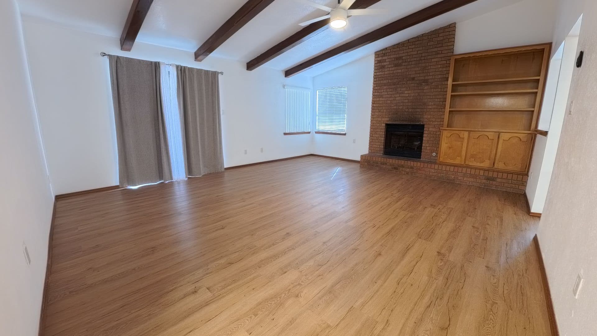 Albuquerque House: 8620 Liberty Dr NE