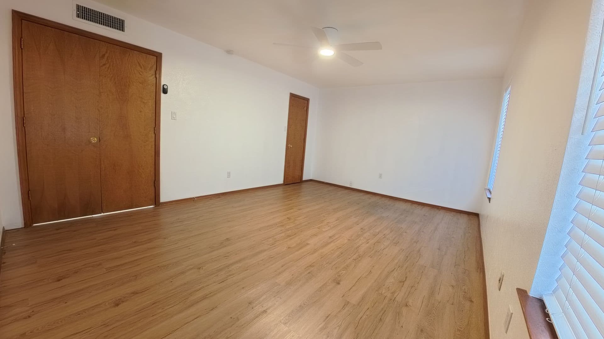 Albuquerque House: 8620 Liberty Dr NE
