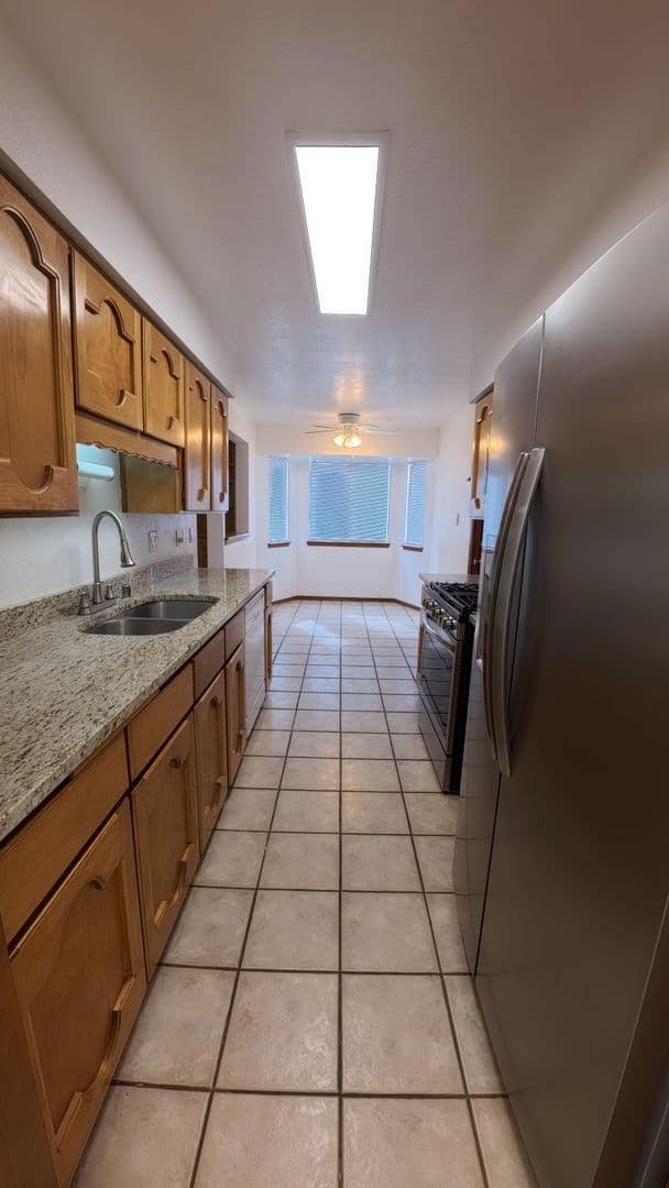 Albuquerque House: 8620 Liberty Dr NE