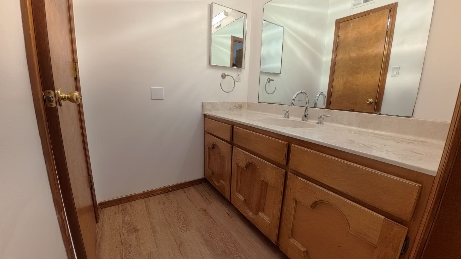 Albuquerque House: 8620 Liberty Dr NE