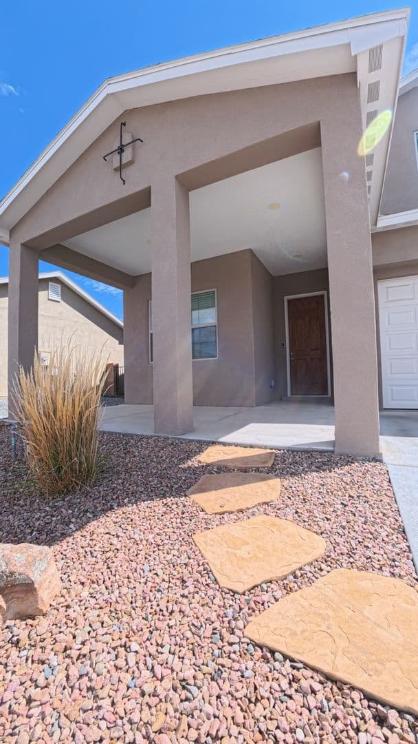 Rio Rancho House: 4316 Bald Eagle Loop