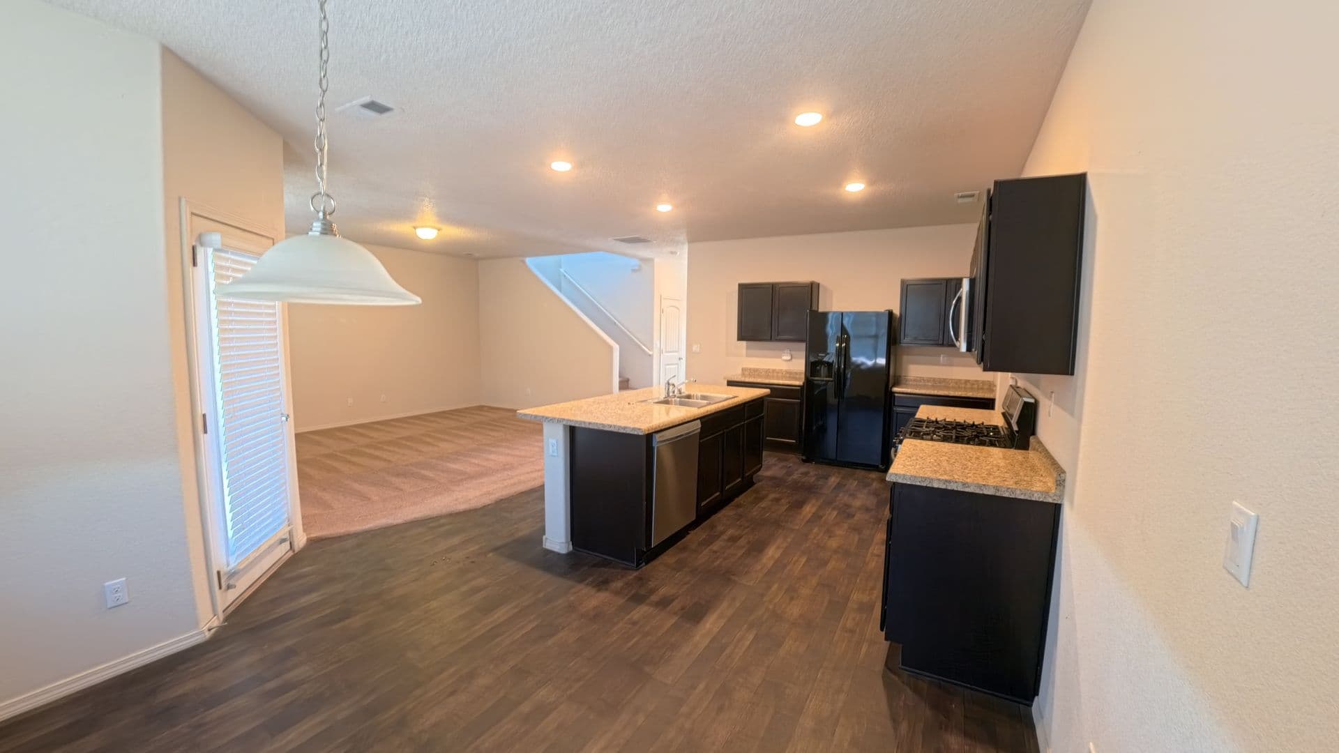 Las Lunas House: 17 Parador Court