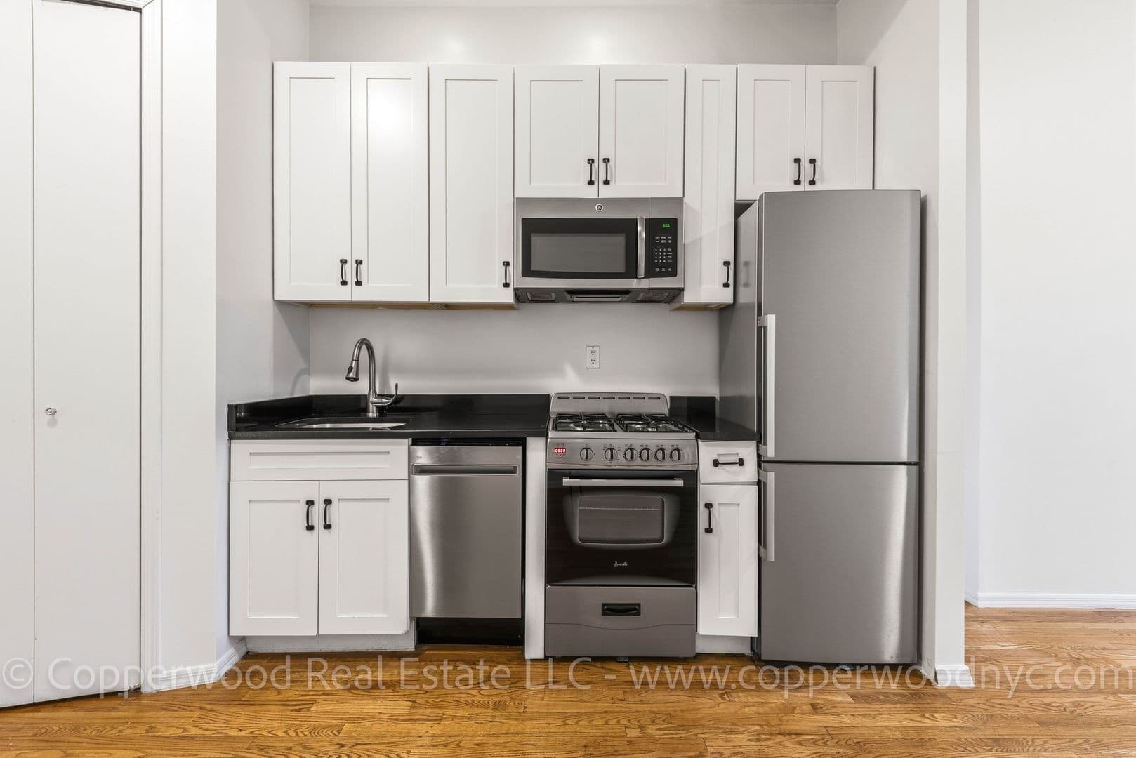 New York City Apartment: 428 East 89th St