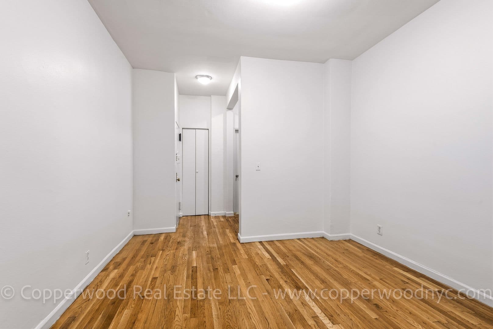 New York City Apartment: 405 East 87th St