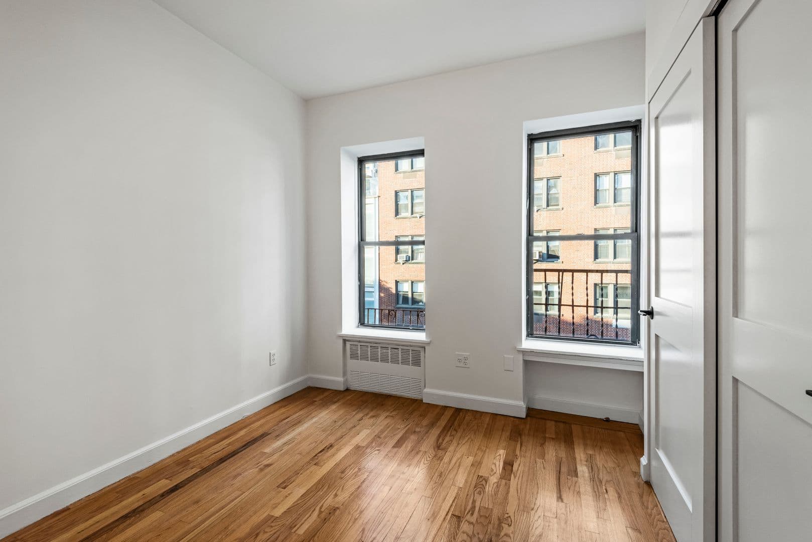 New York City Apartment: 172 East 82nd St