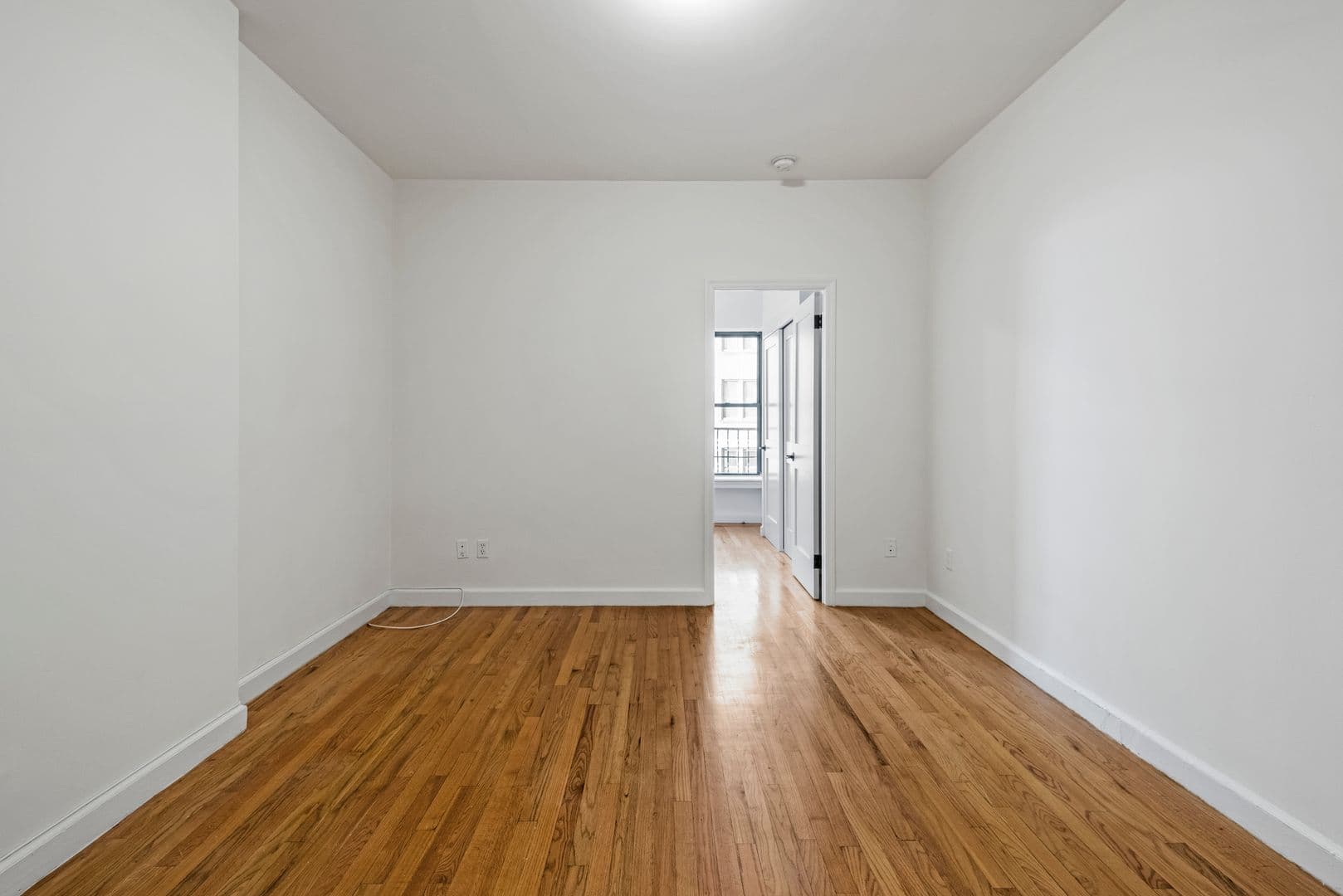 New York City Apartment: 172 East 82nd St