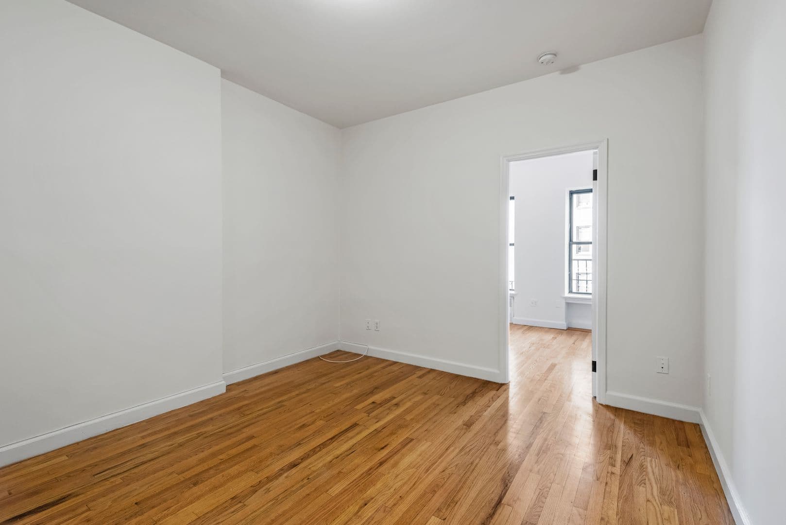 New York City Apartment: 172 East 82nd St