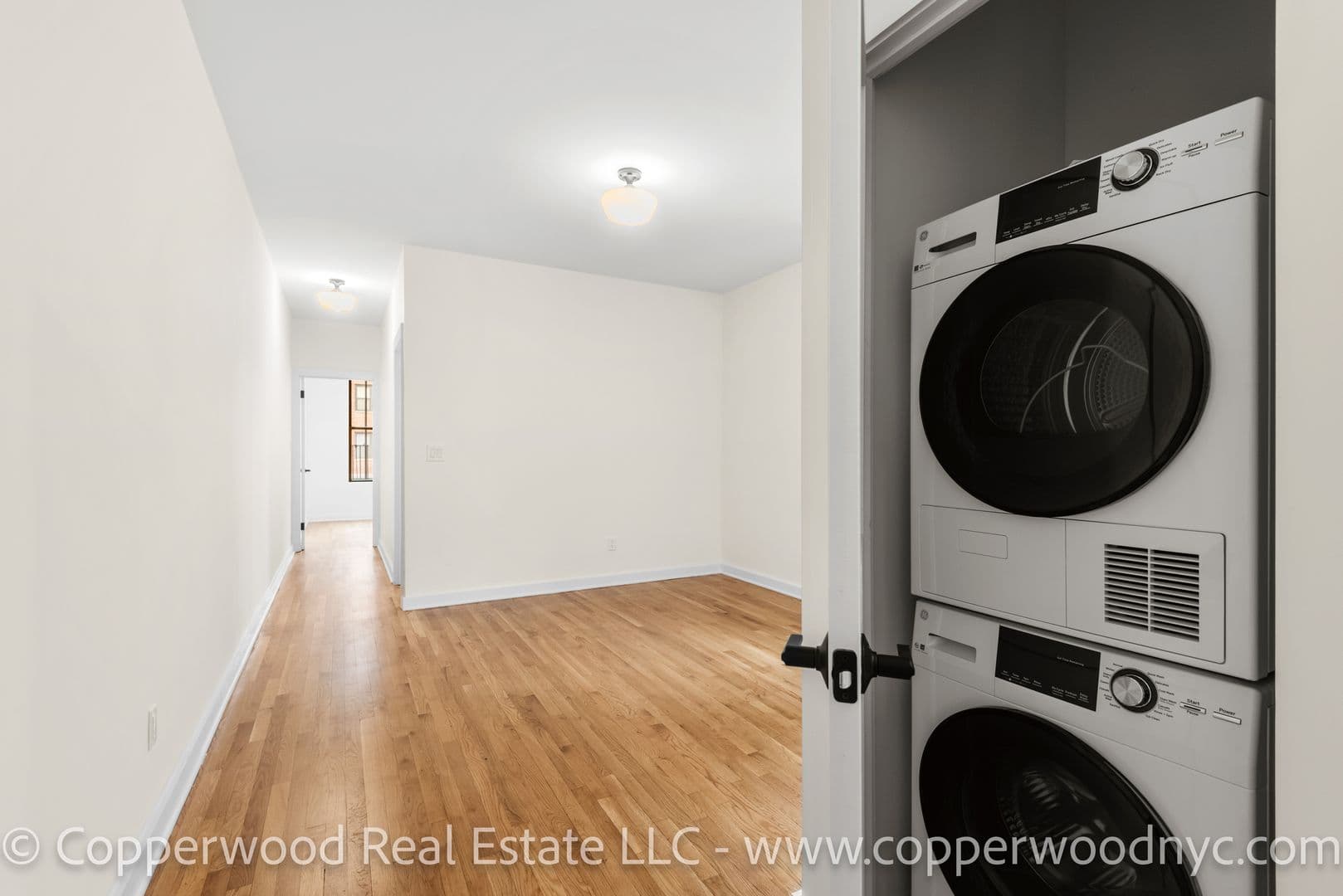 New York City Apartment: 1592 First Avenue