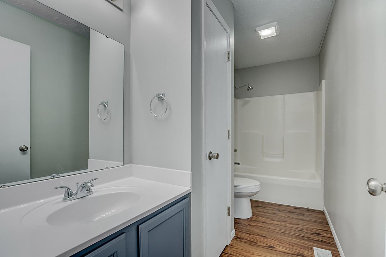 Crittenden Apartment: Harlan Street