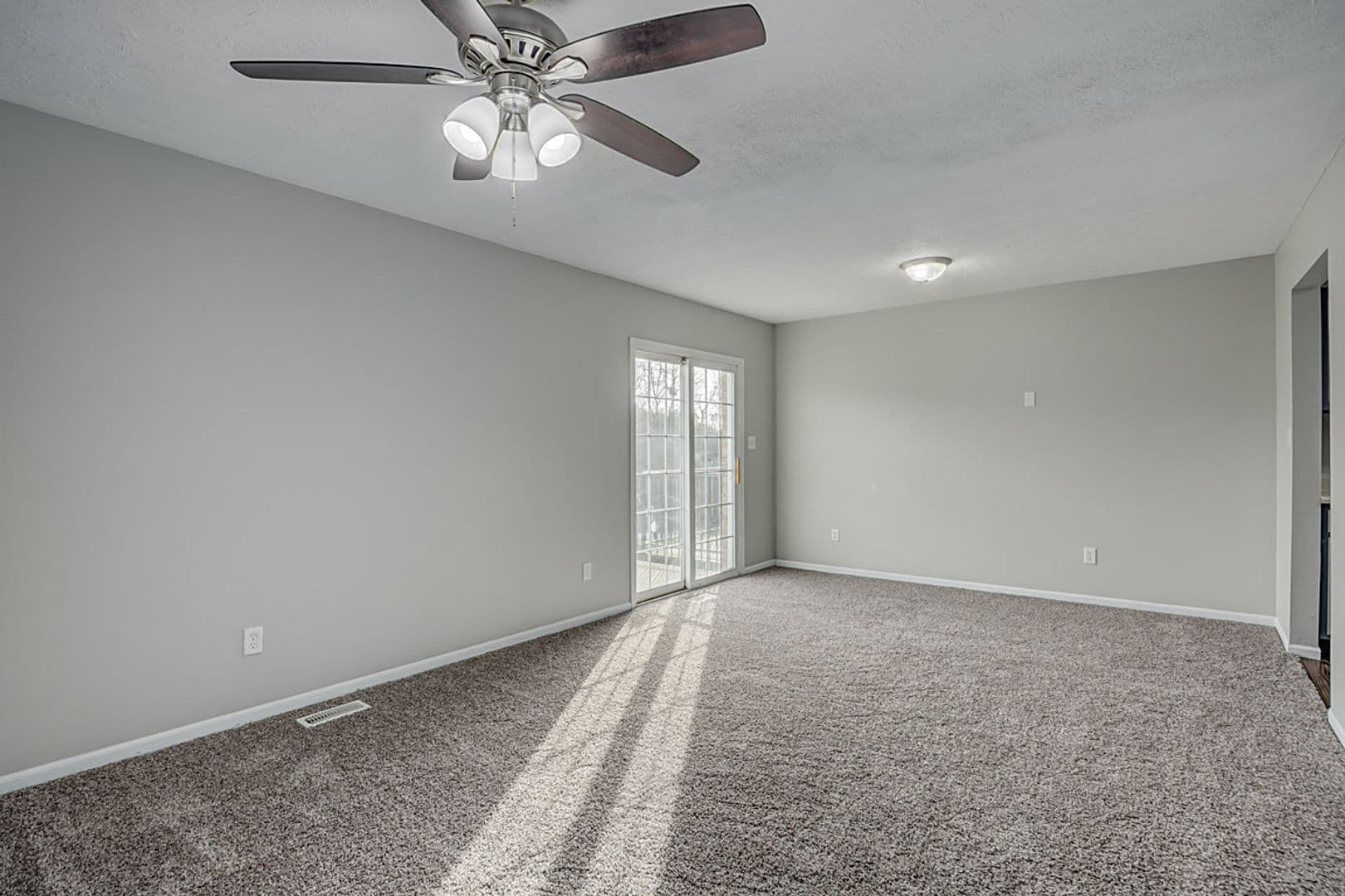 Crittenden Apartment: Harlan Street