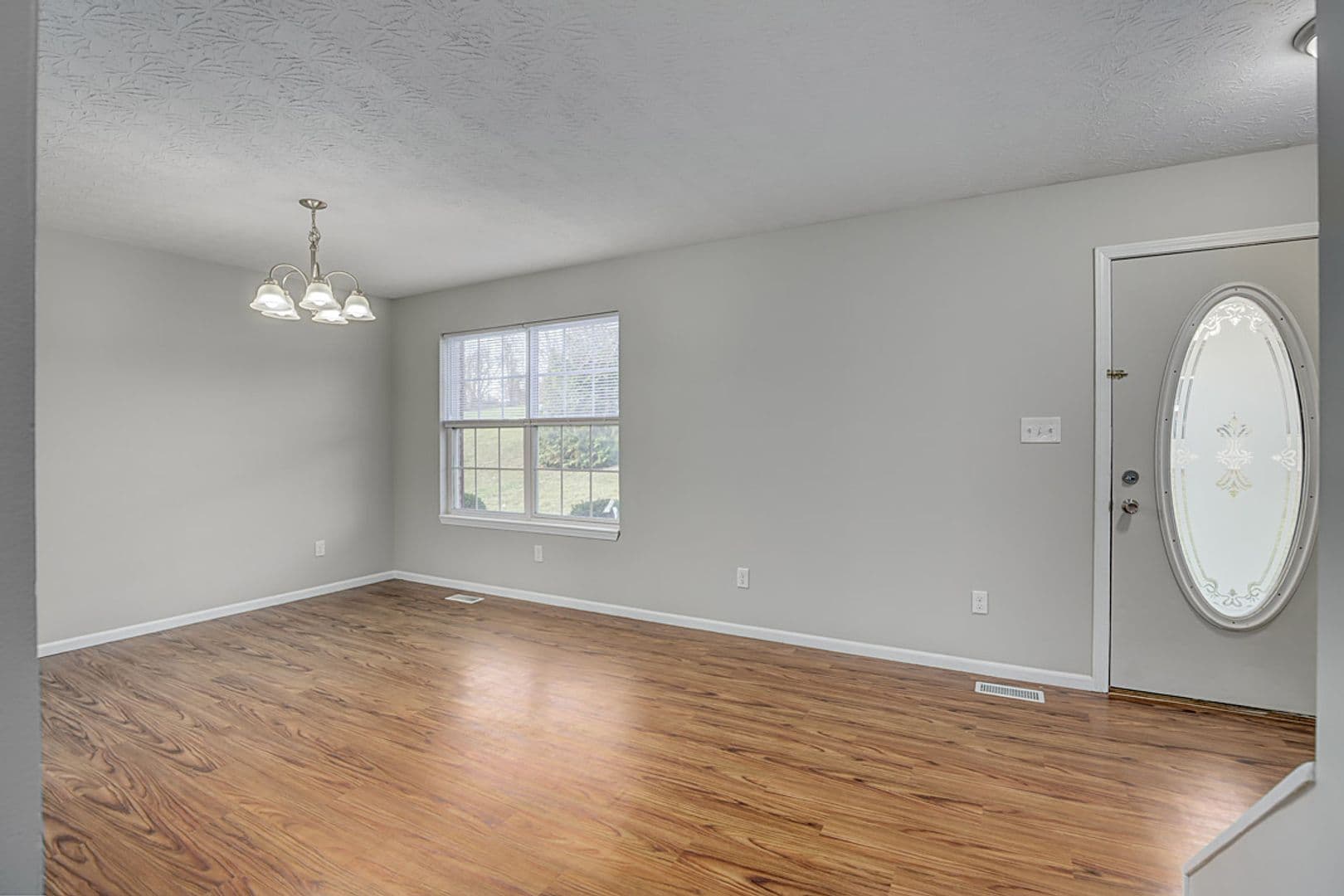 Crittenden Apartment: Harlan Street