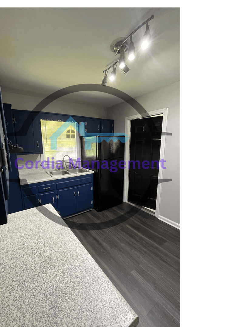 Atlanta House: 203 Meador Way