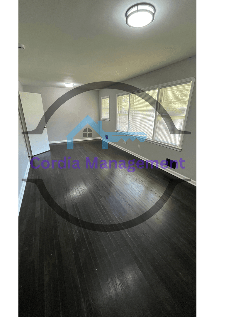 Atlanta House: 203 Meador Way