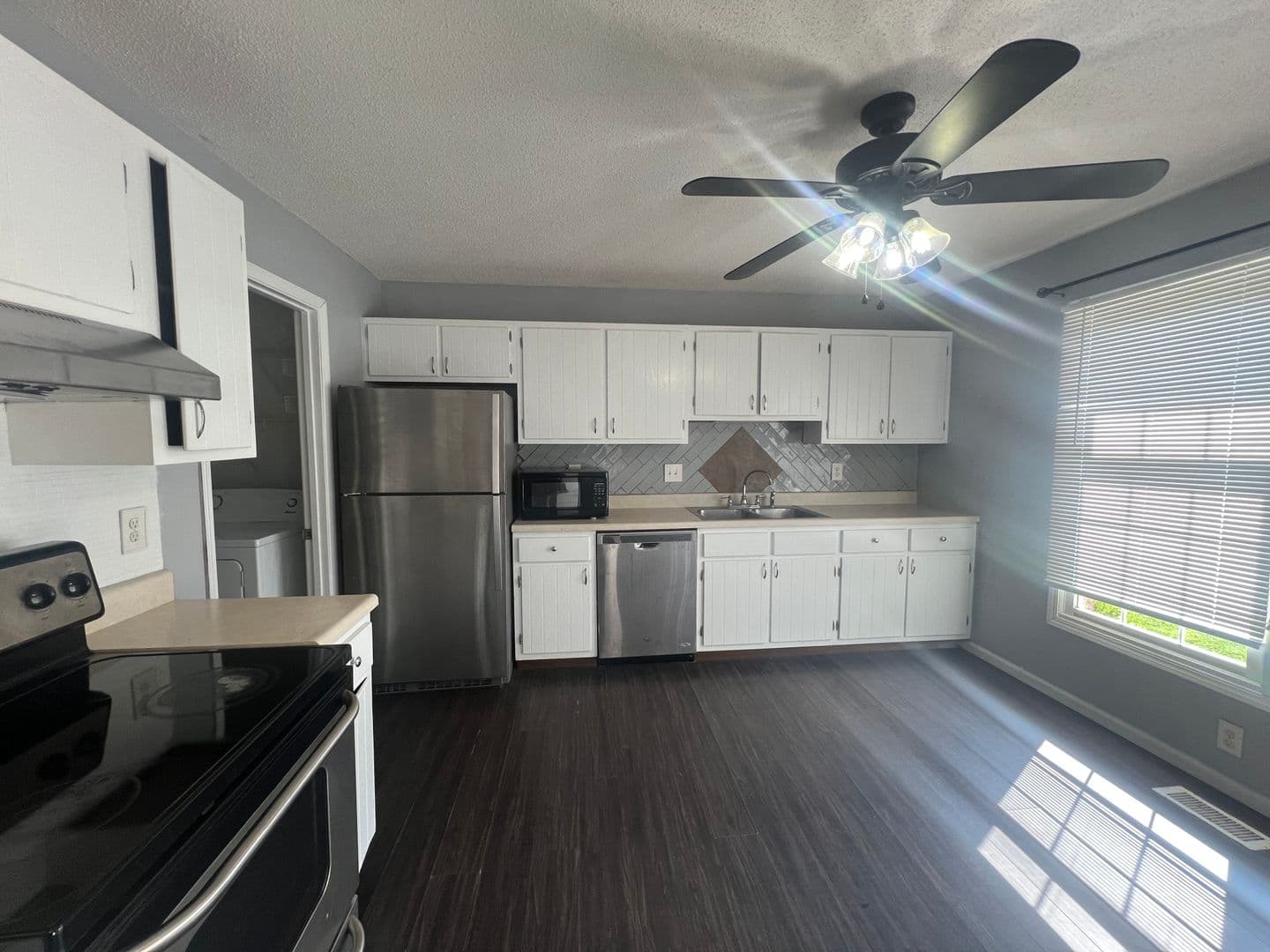 Springfield Apartment: 81-83 Amherst