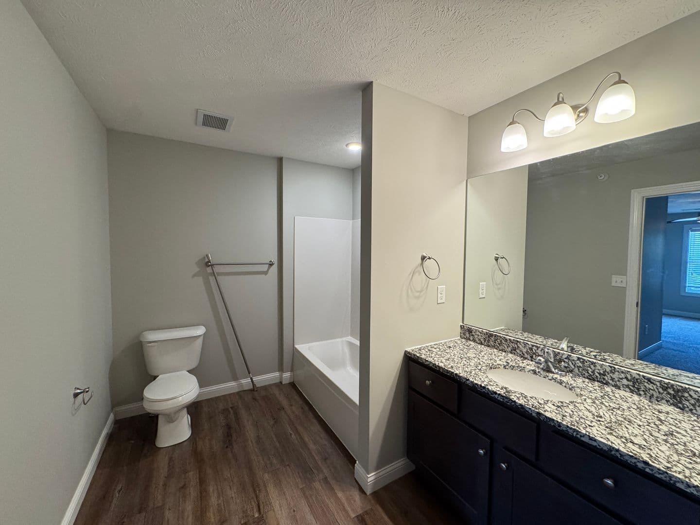 Bloomington Apartment: 1037 Ekstam Drive