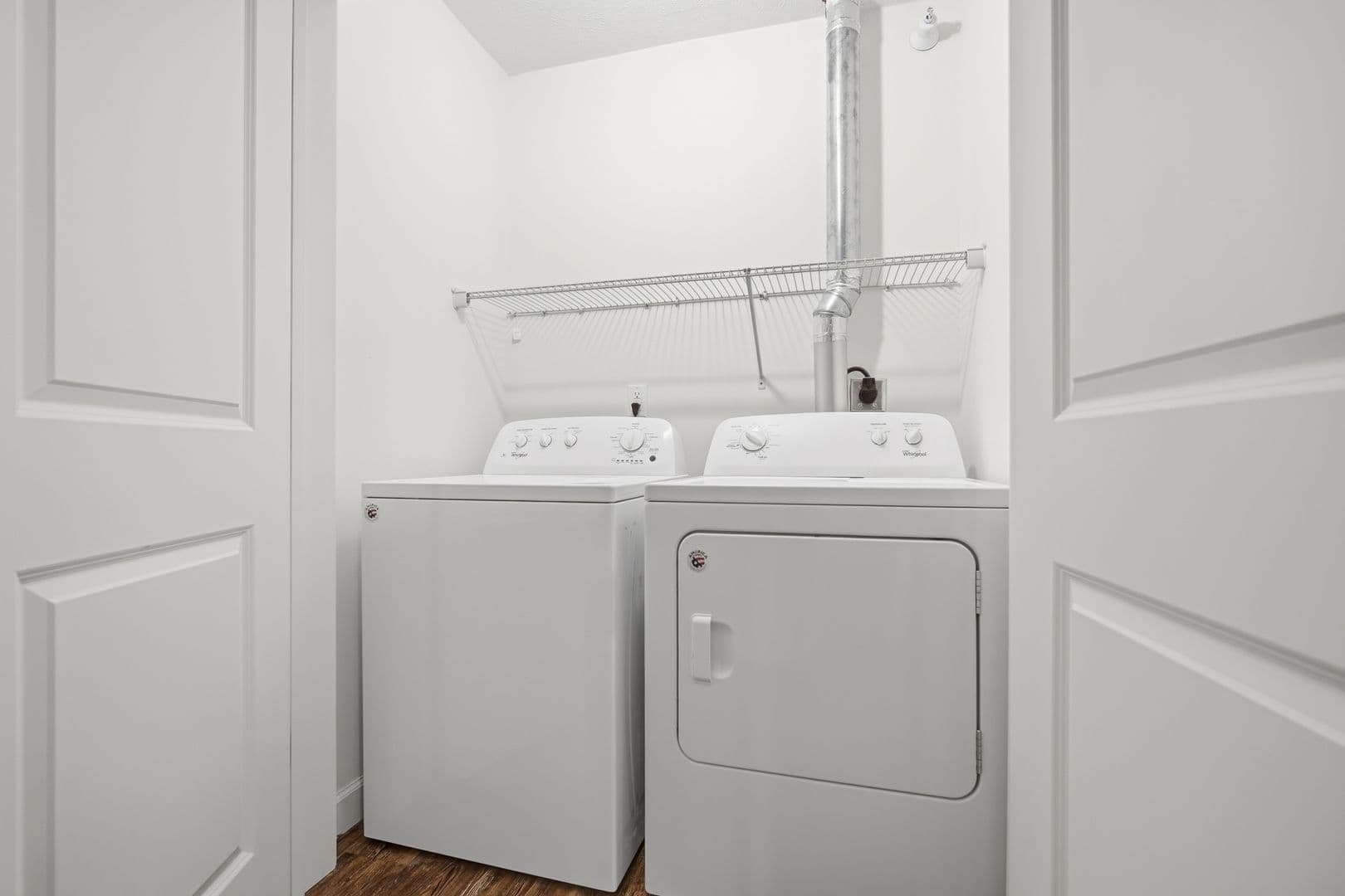 Bloomington Apartment: 1037 Ekstam Drive