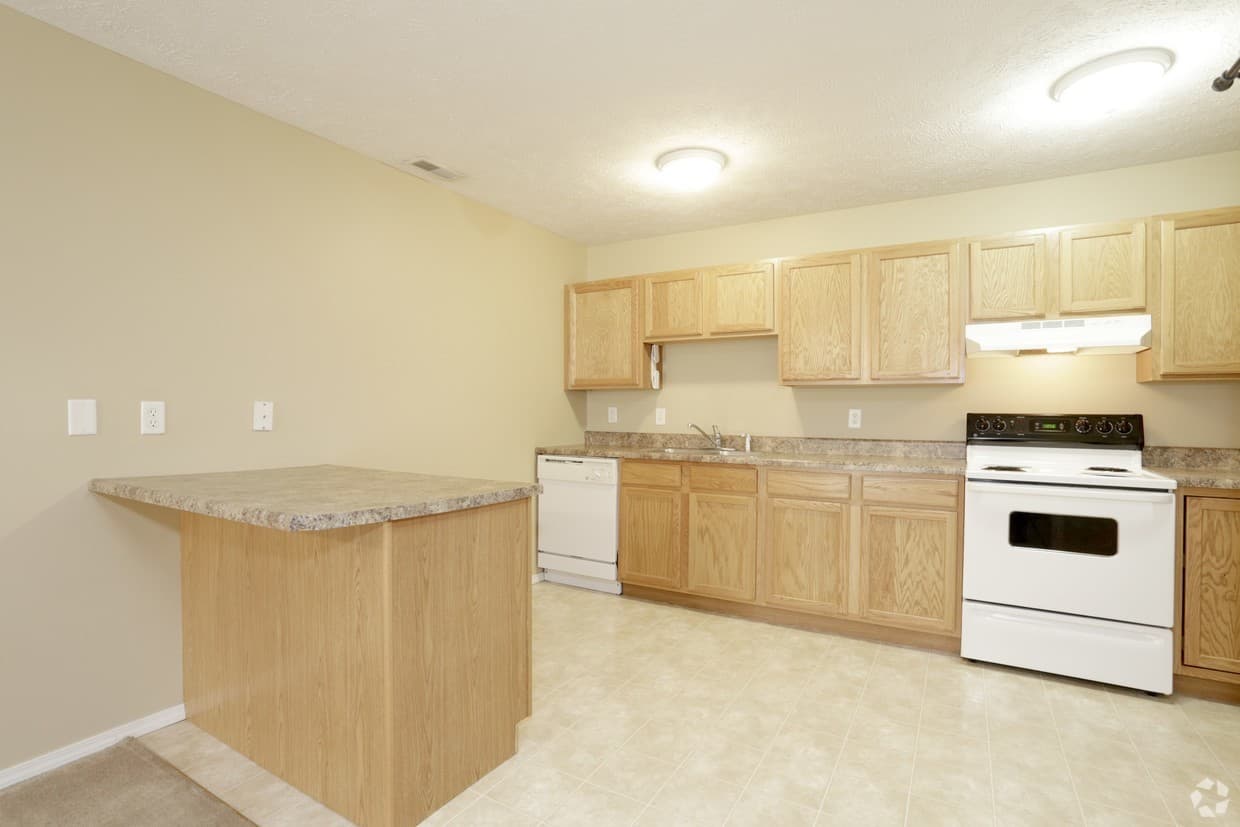 Bloomington Apartment: 1101 Ekstam Drive